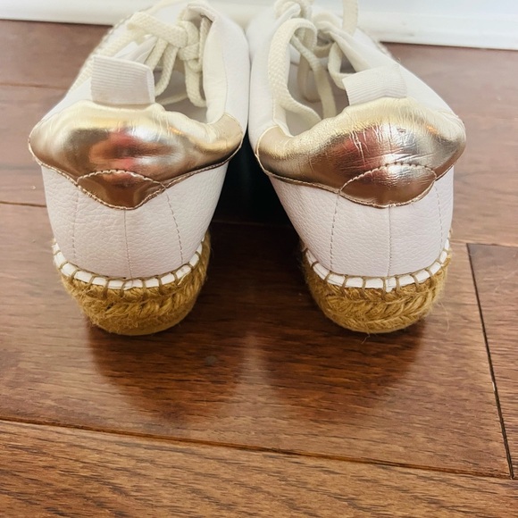 Steve Madden White Leather and Tan Espadrilles with Classic Design size 9.5 - Picture 4 of 8